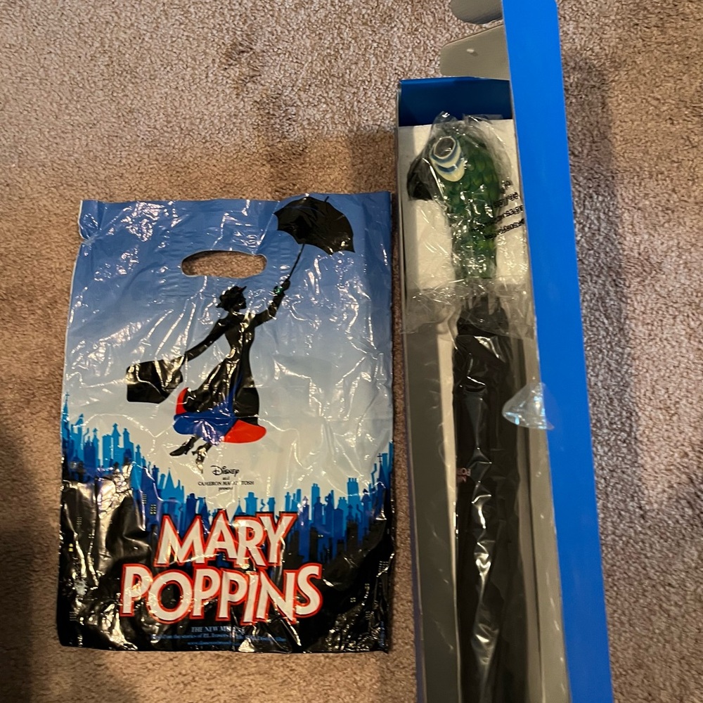 Broadway Mary Poppins Parrot Head Umbrella